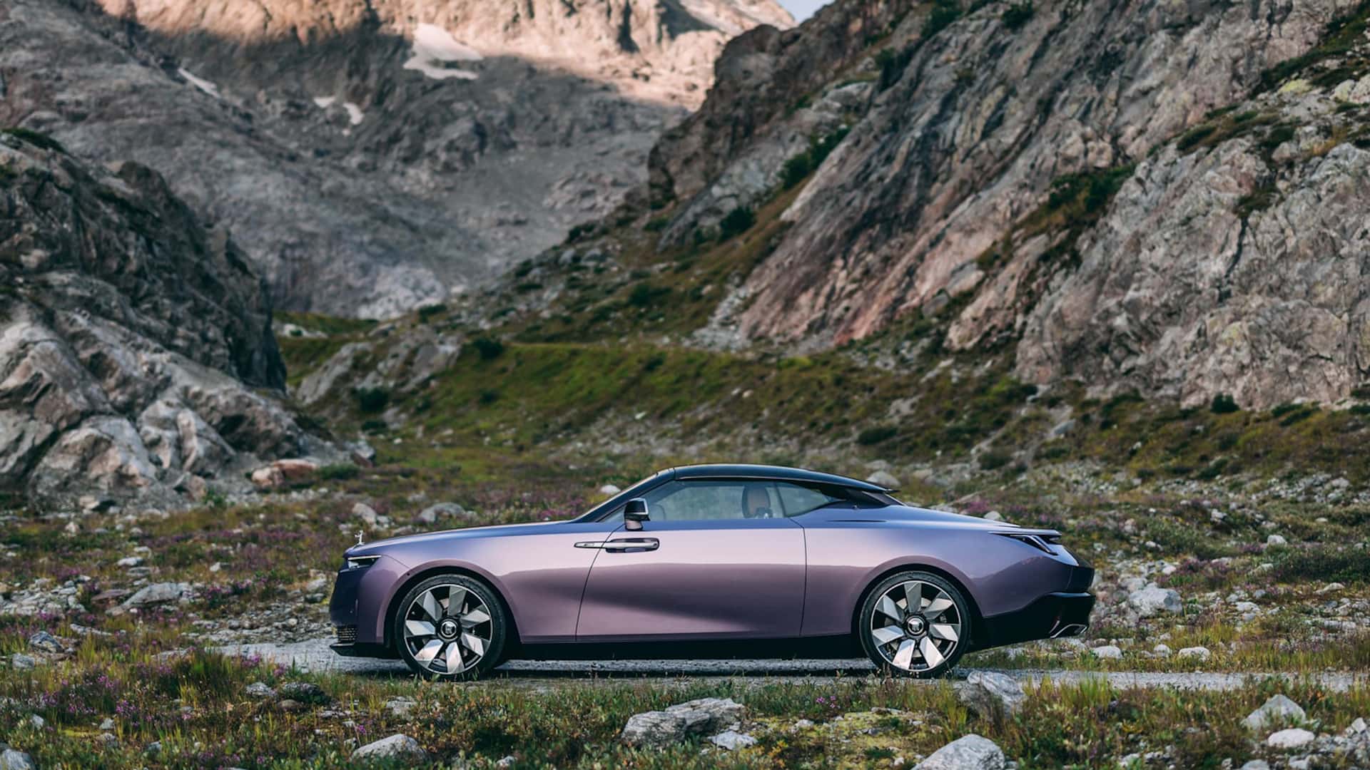 Rolls Royce Debuts Amethyst Droptail With An Aerodynamic Wood Surface