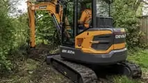 DEVELON 2023: due nuovi miniescavatori Stage V  da 6 ton per l'agri