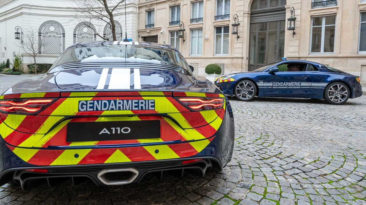 Alpine A110 для национальной жандармерии Франции