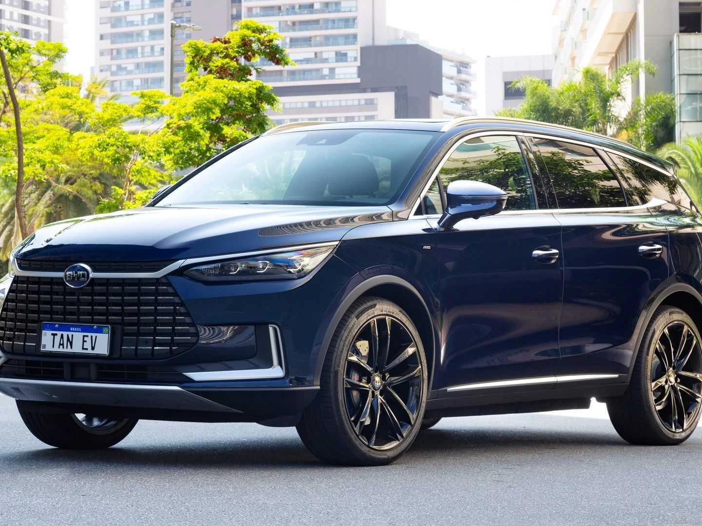 BYD Tan: SUV elétrico começa a ser vendido por R$ 487.590
