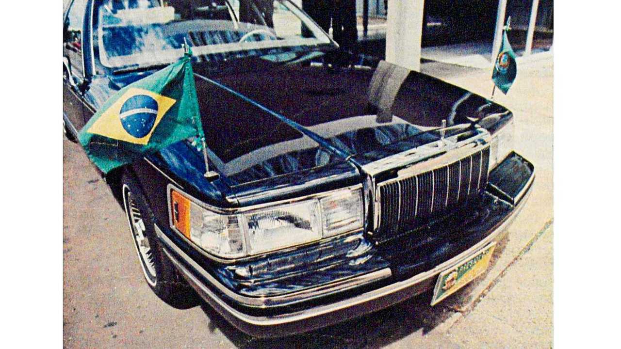 Collor trocou o Landau nacional por um Lincoln Town Car importado