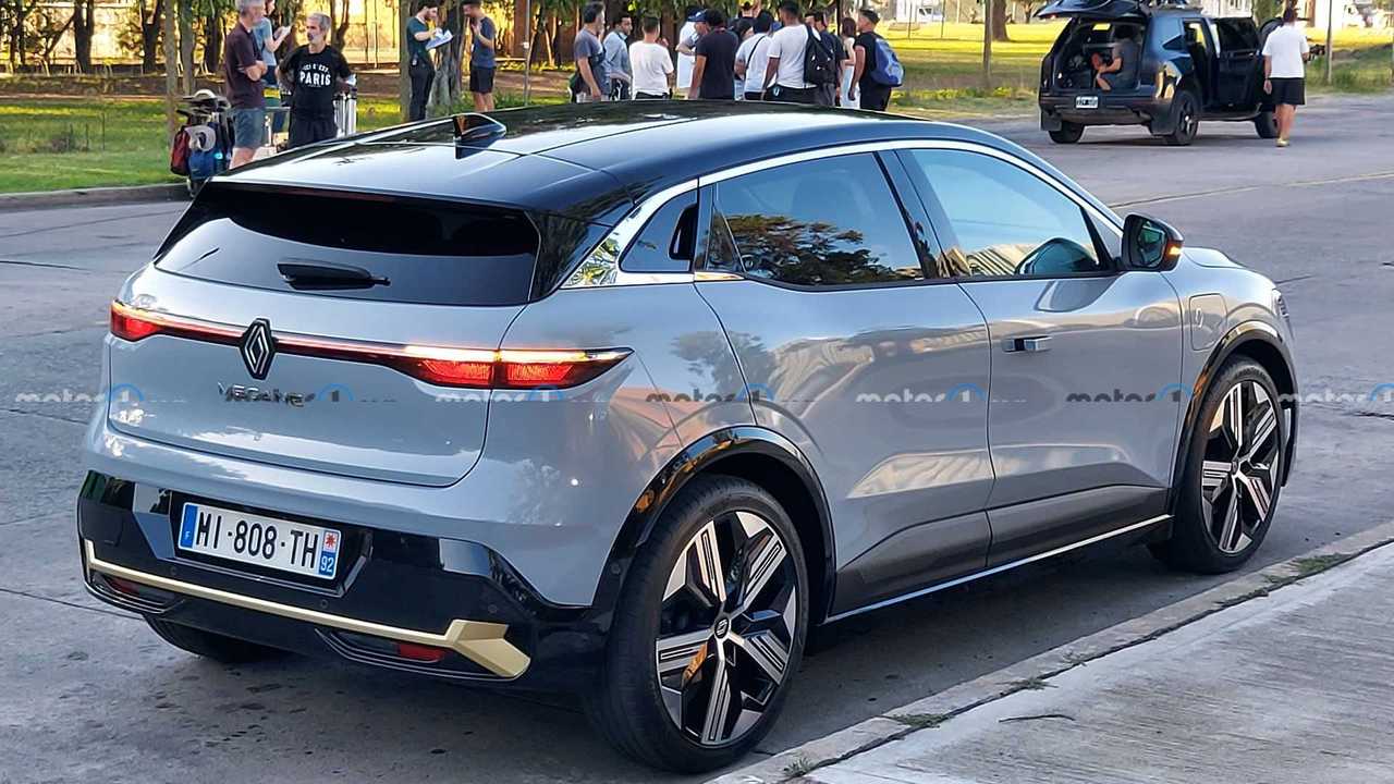 RENAULT-MEGANE-E-TECH-ARGENTINA-2