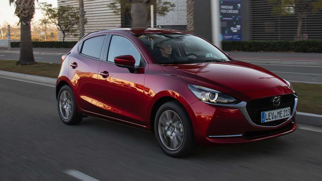 Mazda2 2022