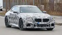 2023 BMW M2 spy foto