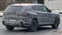 BMW XM, le foto spia
