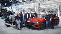 Mercedes-Benz  Sindelfingen tesislerinden çıkan 22 milyonuncu araç