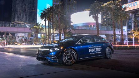 Mercedes Classe S e EQS con guida autonoma di livello 3 negli USA
