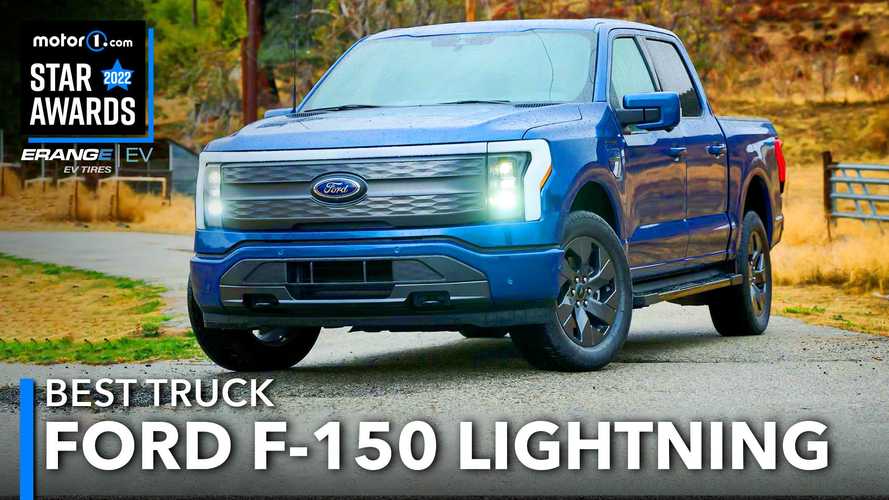 I pick-up sul trono Motor1.com Star Award 2022 Ford F-150 Lightning e Maverick