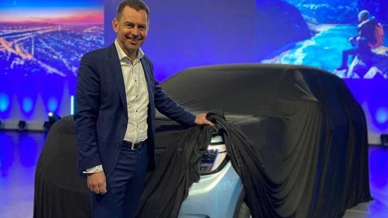 I primi teaser del nuovo SUV elettrico Ford