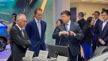 Photo - Carlos Tavares au Mondial de l'automobile de Paris 2022