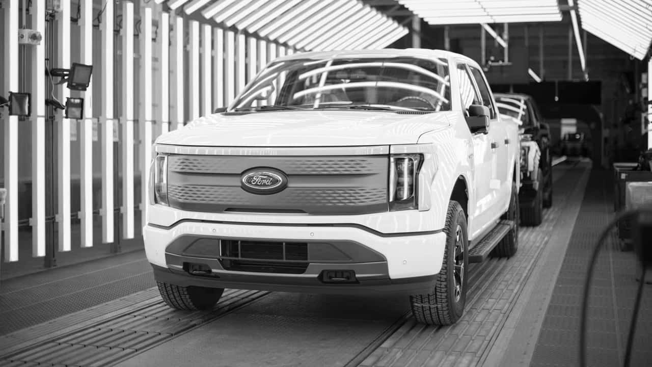 Ford F-150 Lightning (in Schwarzweiß)