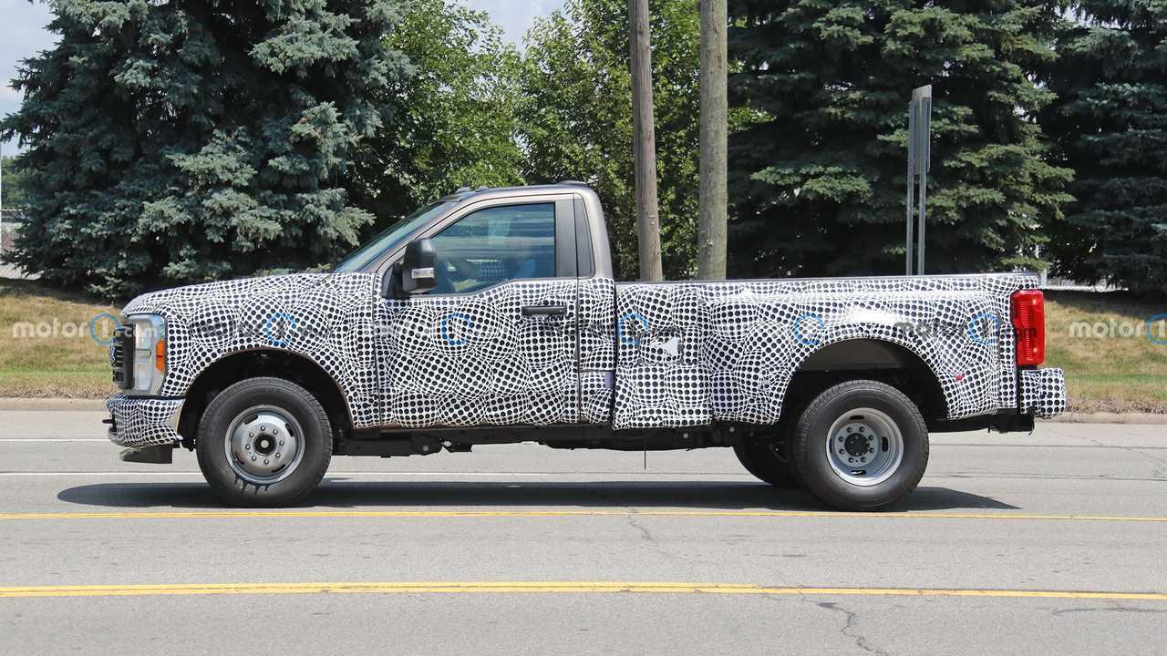 Ford Super Duty casus fotoğrafları