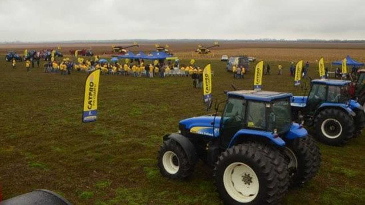 New Holland dinámica (1)