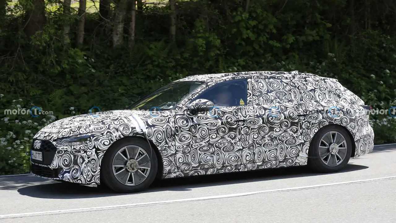 2023 Audi S4 İlk Casus Fotoğrafları