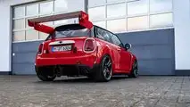 Mini John Cooper Works von Bulldog Racing für das Langstreckenrennen auf dem Nürburgring 2022