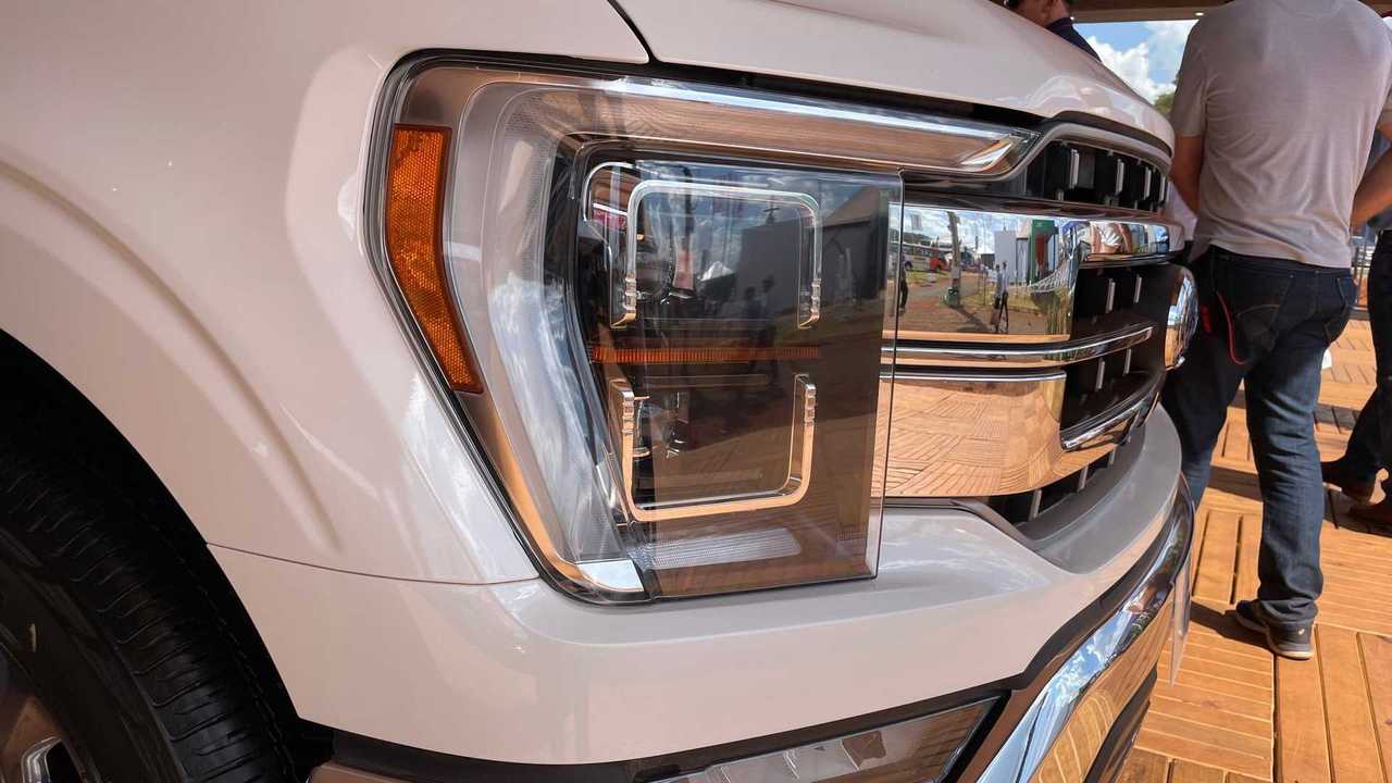 Ford F-150 Lariat FX4 2023 no Agrishow