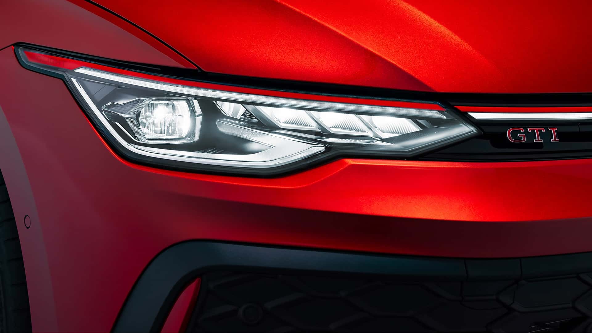 https://cdn.motor1.com/images/mgl/Qem9zZ/s1/vw-golf-gti-2024.jpg