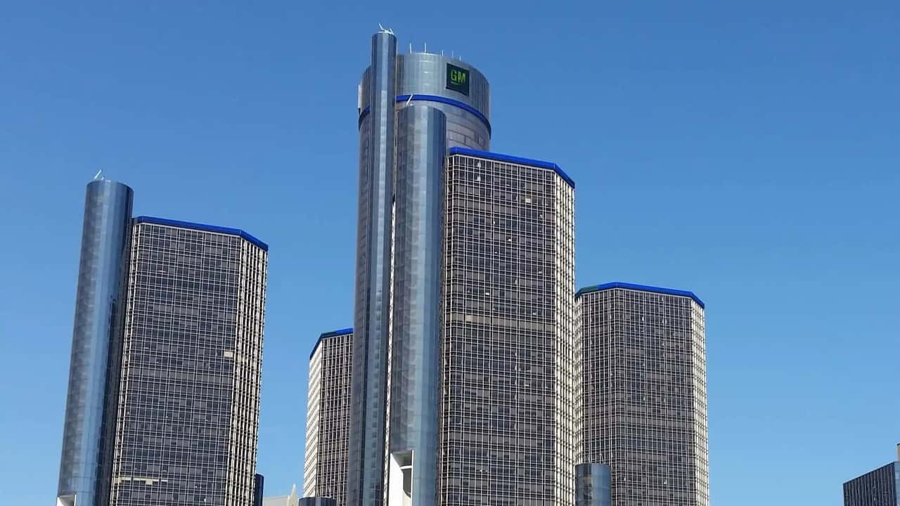 general-motors-renaissance-center