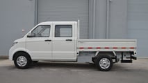 Ari 901 mit Doppelkabine als Pritschenwagen: Das Exterieur