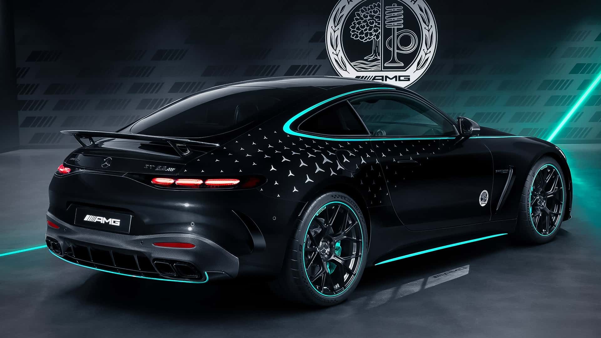 Mercedes celebrates F1 with this limited edition of 200 units