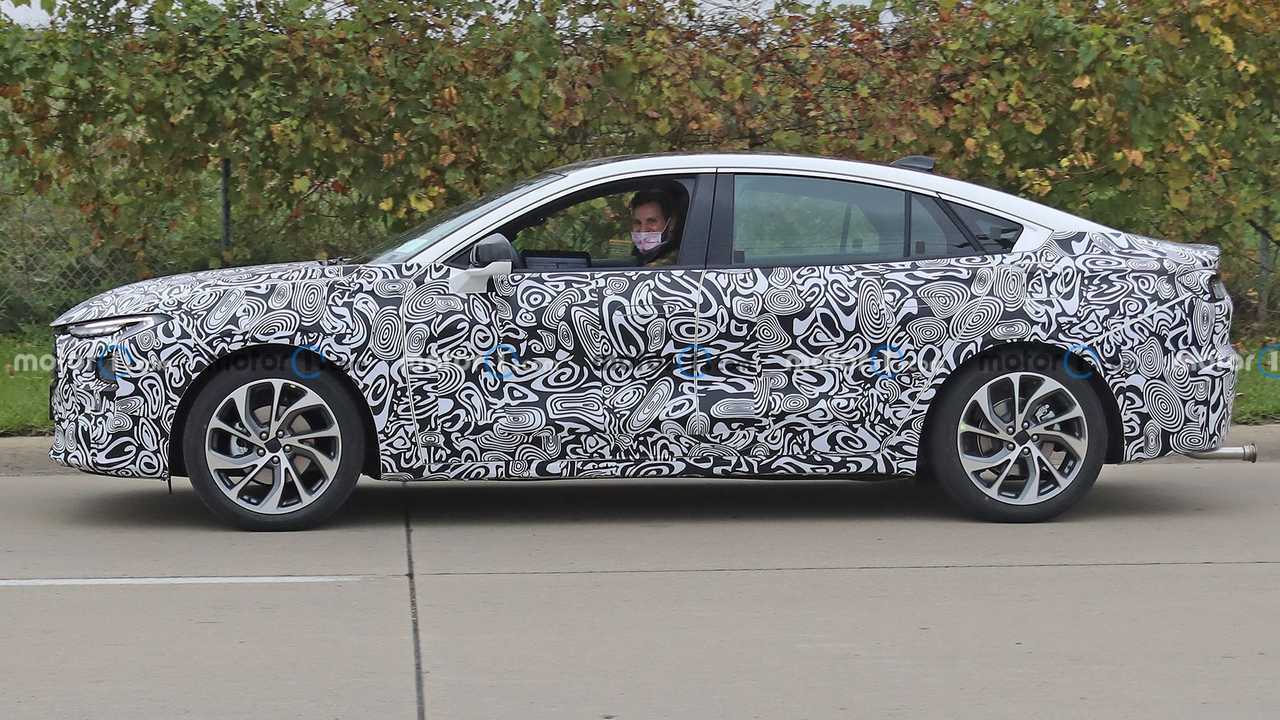 Nuova Ford Mondeo, le foto spia