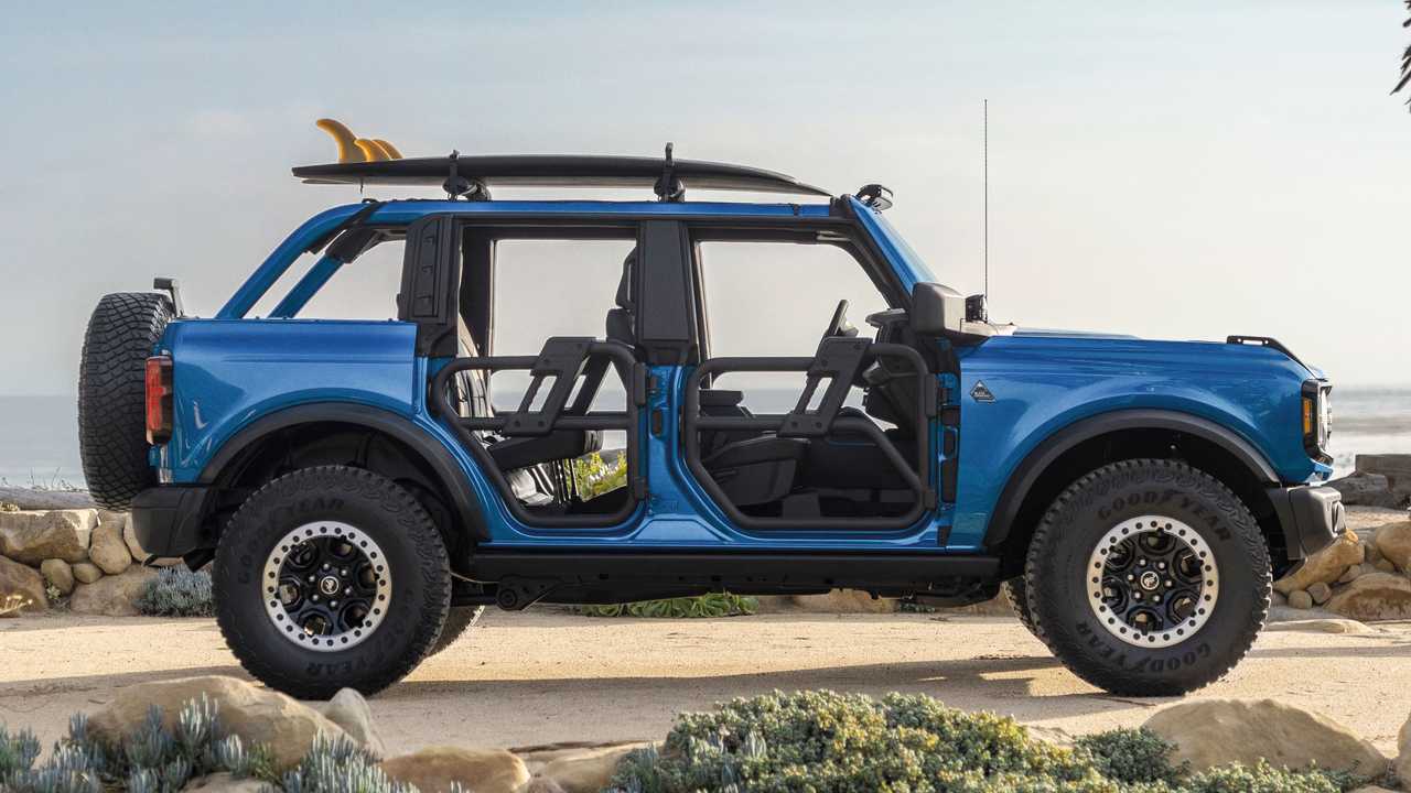 Vista laterale del progetto Ford Bronco Riptide