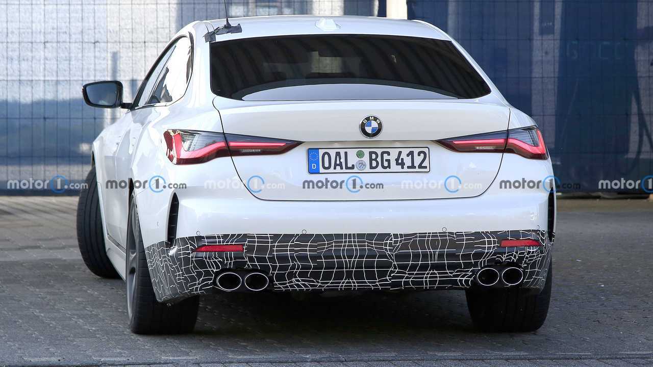 Nuova Alpina B4, le foto spia