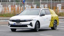 2022 Opel Astra Sports Tourer spy photo