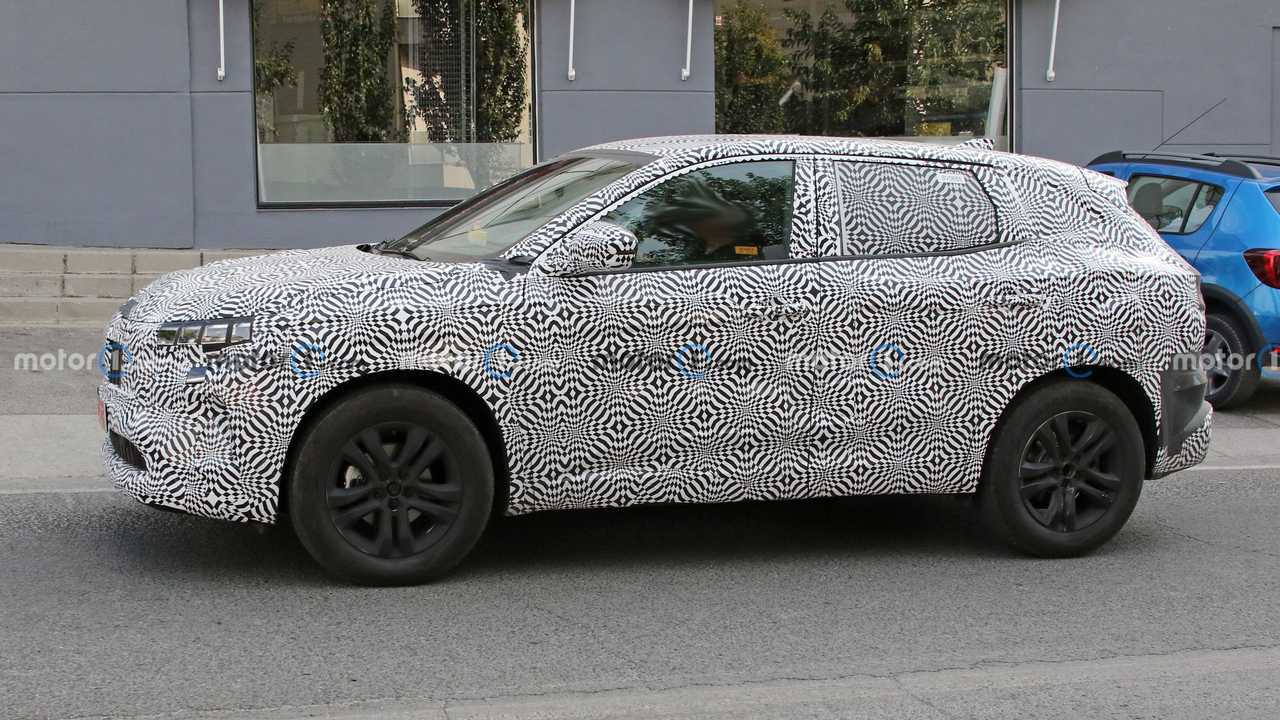 Foto - Nuova Renault Kadjar, le foto spia degli interni