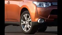 Nuovo Mitsubishi Outlander, le prime immagini