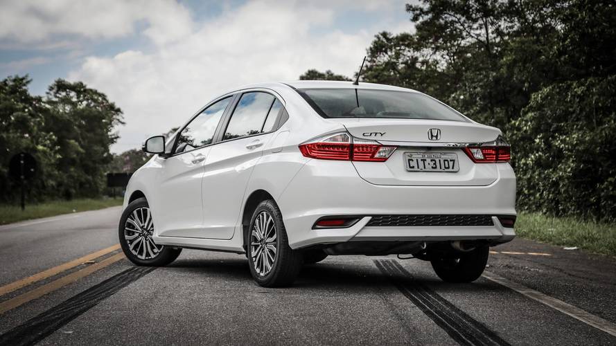 Comparativo Fiat Cronos x VW Virtus x Honda City