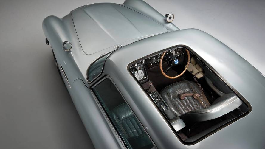 Aston Martin DB5: Dünyanın En Ünlü Otomobillerinden Birisi