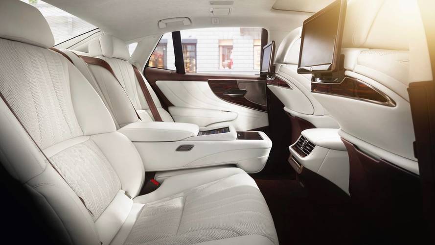 2018 Lexus LS
