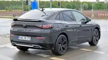 VW ID.4 GTX spy photo