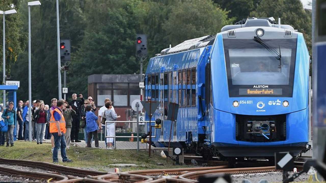 Alstom e Snam per il treno a idrogeno in Italia