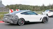 BMW 8er: Erlkönig mit Mittelmotor erwischt?
