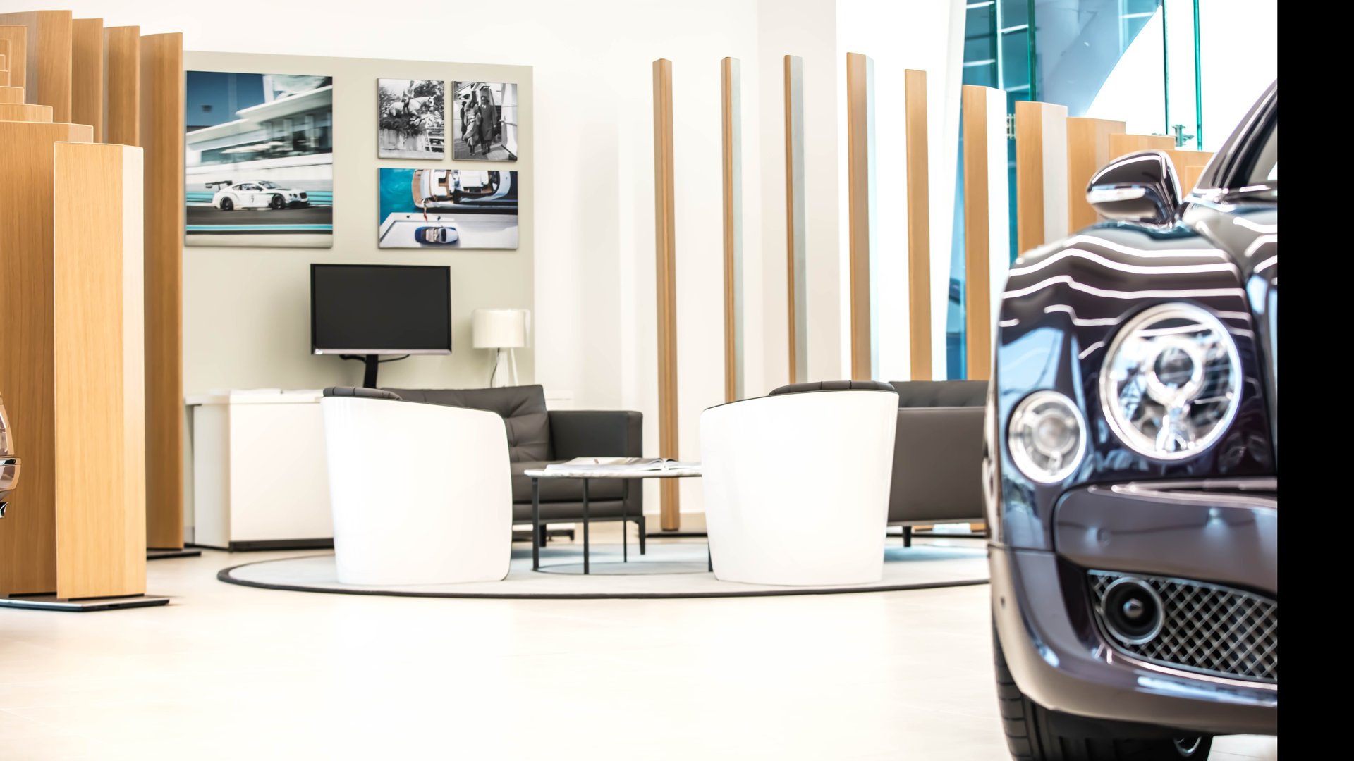 Bentley - Sa plus belle vitrine est désormais à Dubaï