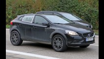 Volvo XC40 İlk Kez Test Edilirken Görüntülendi