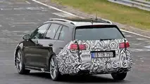 VW Golf R Variant facelift spy photo