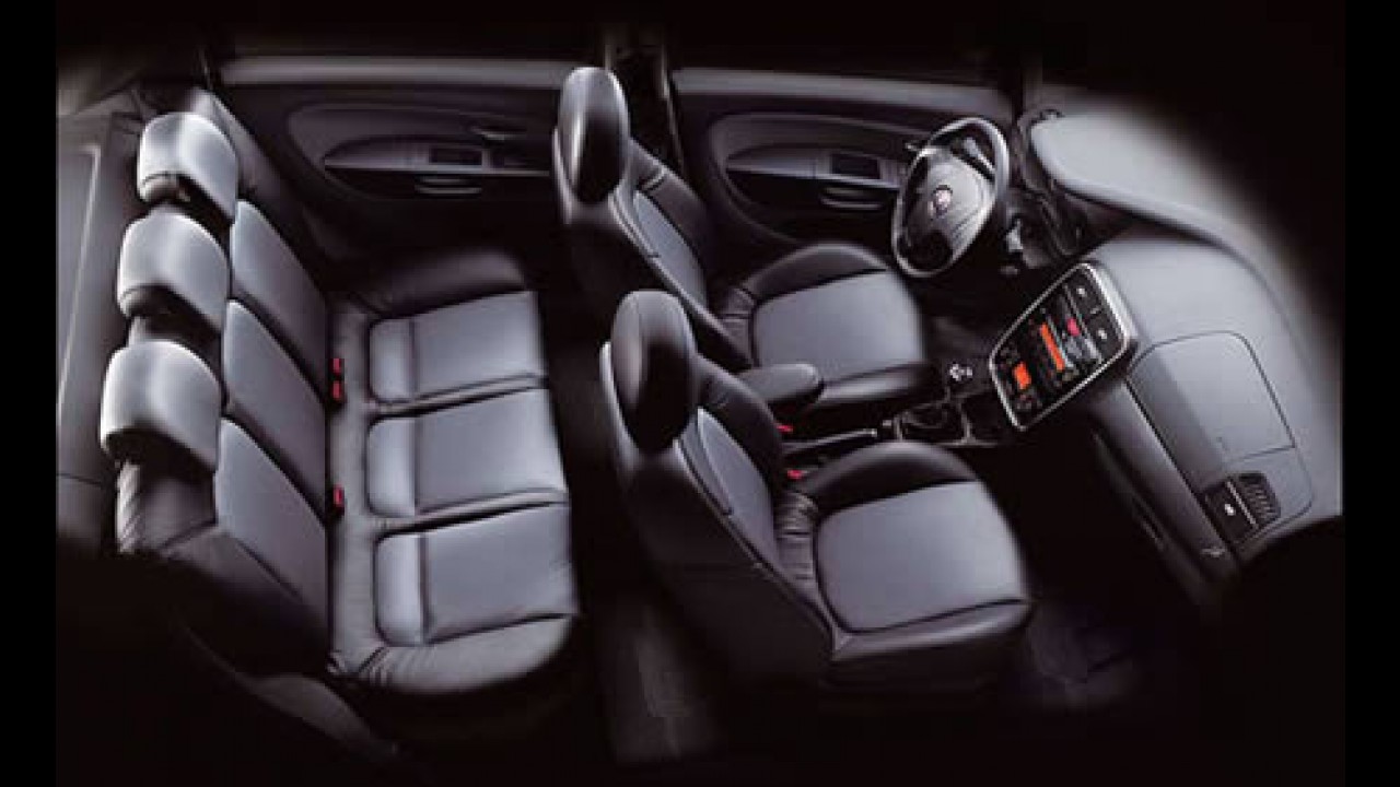 Fiat Punto é lançado oficialmente com preços a partir R$ 37.900,00 - Veja fotos