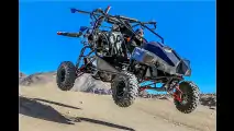 Fliegender Geländewagen