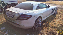 McLaren Mercedes SLR abandonnée