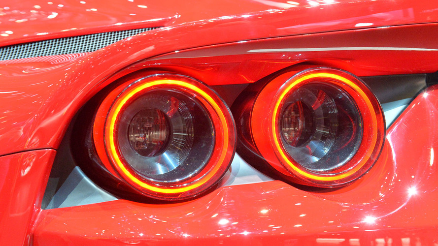 2017 - Ferrari 812 Superfast Genève