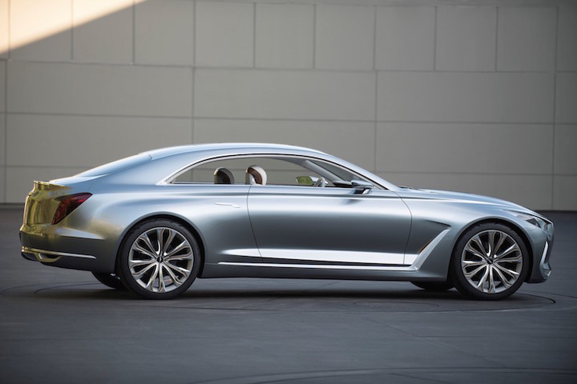 Hyundai Vision G Concept Previews a Pretty Future for the Genesis