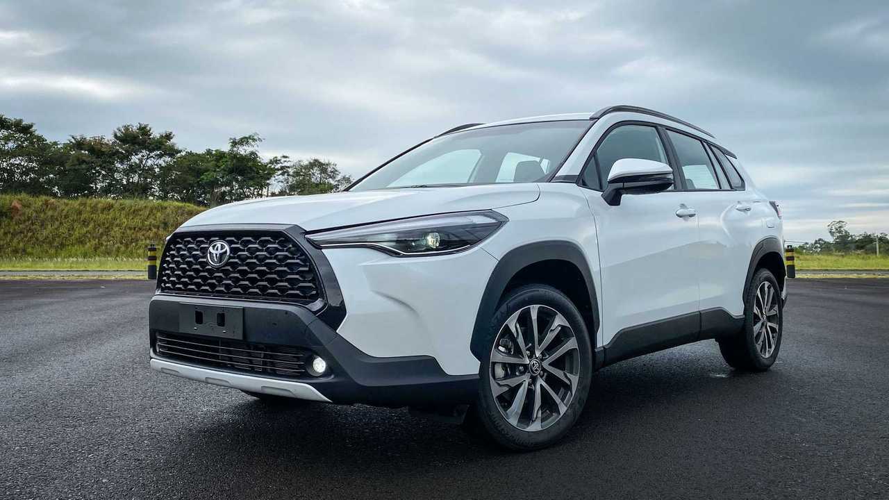 Toyota Corolla Cross 2022 (teste BR)
