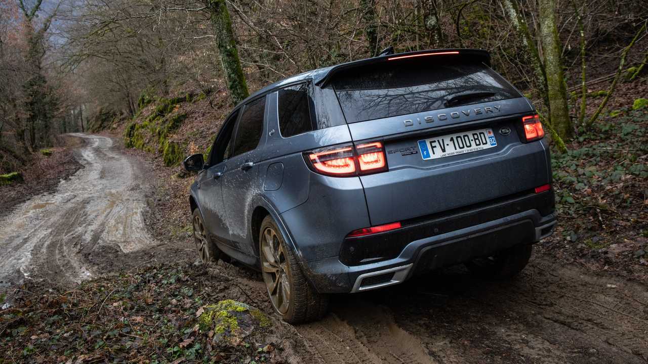 Land Rover Discovery Sport P300e