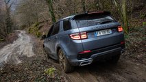 Land Rover Discovery Sport P300e