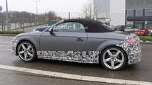 Makyajlı Audi TT RS casus fotoğraflar