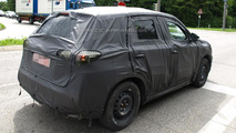 2015 Suzuki Grand Vitara spy photo