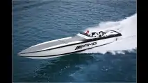 Ultrastarkes AMG-Boot